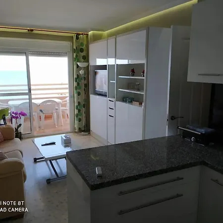 En Edificio Stella Maris Paseo Maritimo Фуэнхирола